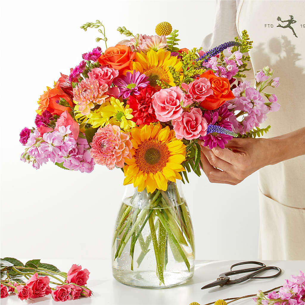 Cue the Confetti - A Florist Original – MARY'S GIFT SHOP, Watsonville CA