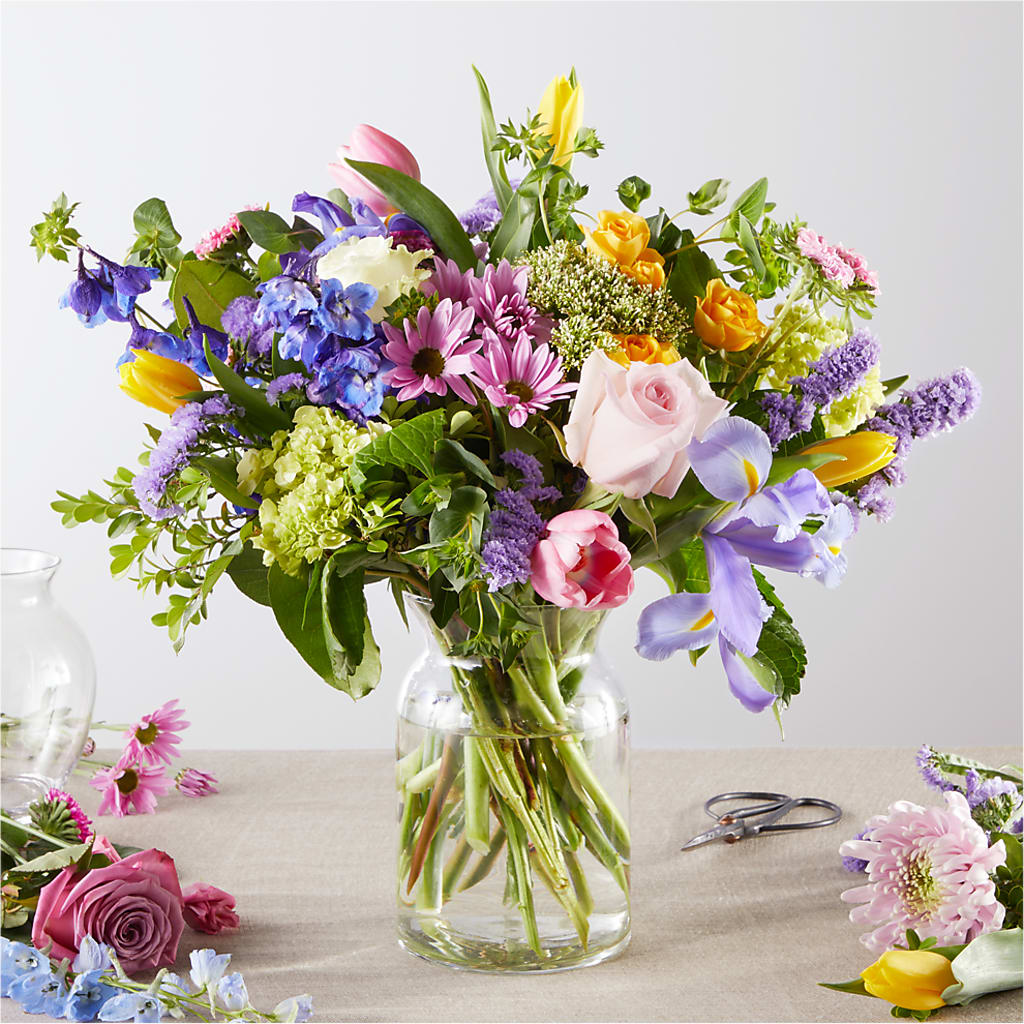 Pastel Tradition - A Florist Original – MARY'S GIFT SHOP, Watsonville CA