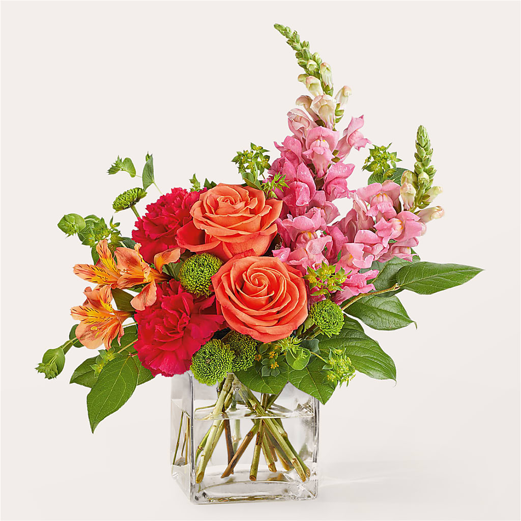 Cosmopolitan Bouquet – MARY'S GIFT SHOP, Watsonville CA