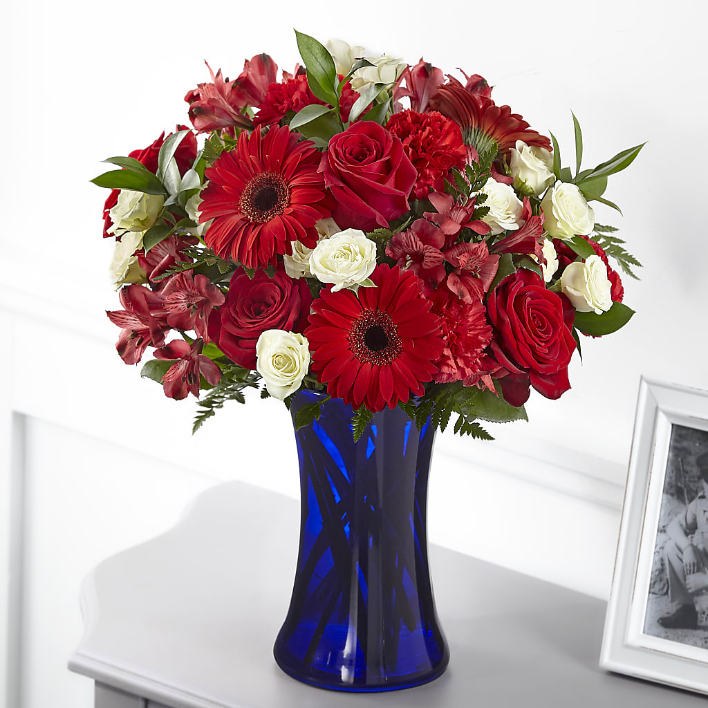 Hearts Embrace Bouquet – MARY'S GIFT SHOP, Watsonville CA