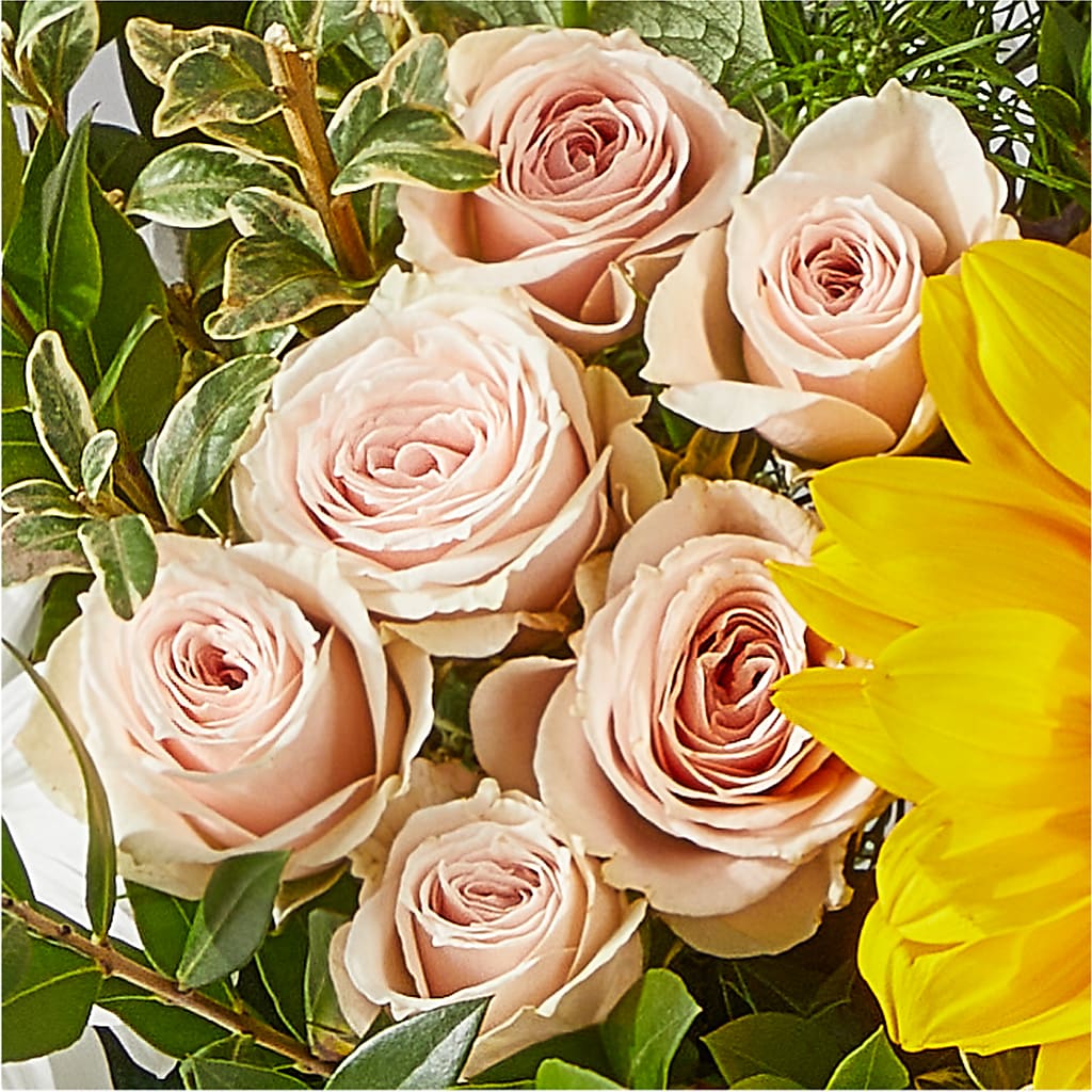 The Good Life Bouquet – MARY'S GIFT SHOP, Watsonville CA
