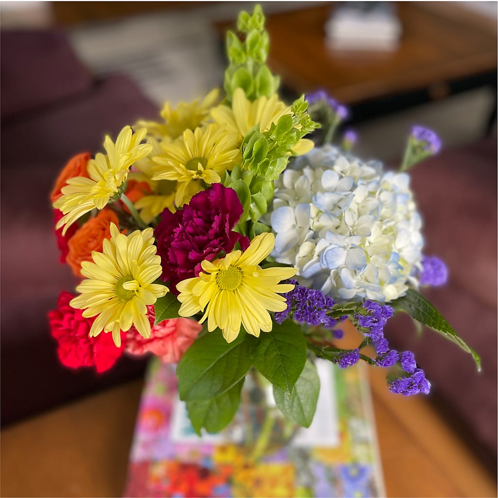 Summer Spectra - A Florist Original – MARY'S GIFT SHOP, Watsonville CA
