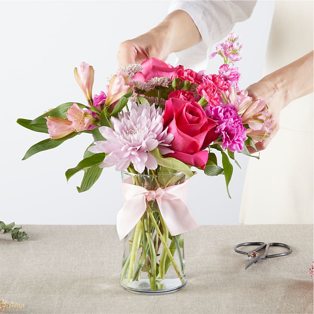 Pink Ribbon - A Florist Original – MARY'S GIFT SHOP, Watsonville CA