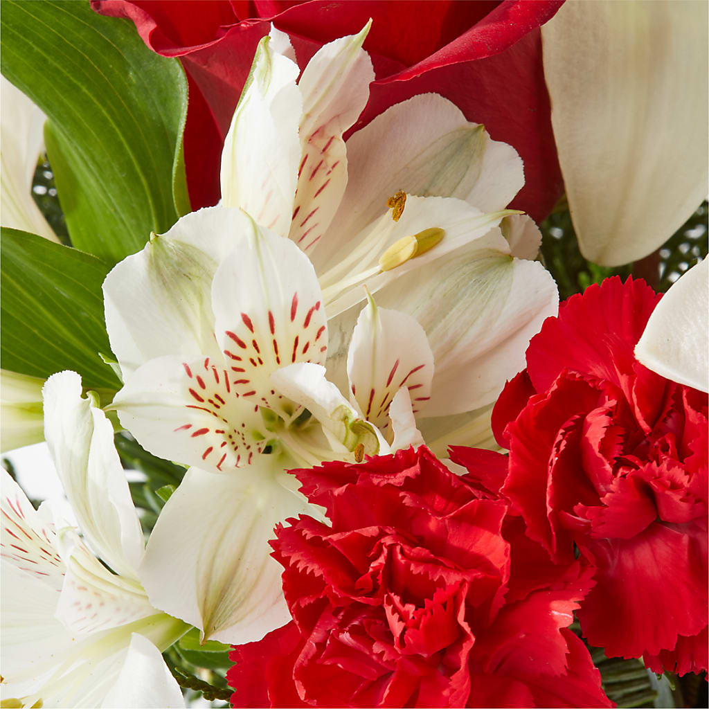 Holiday Season Bouquet – MARY'S GIFT SHOP, Watsonville CA