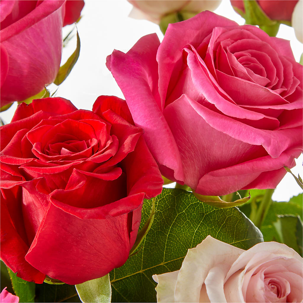 Charming Rose Bouquet – MARY'S GIFT SHOP, Watsonville CA