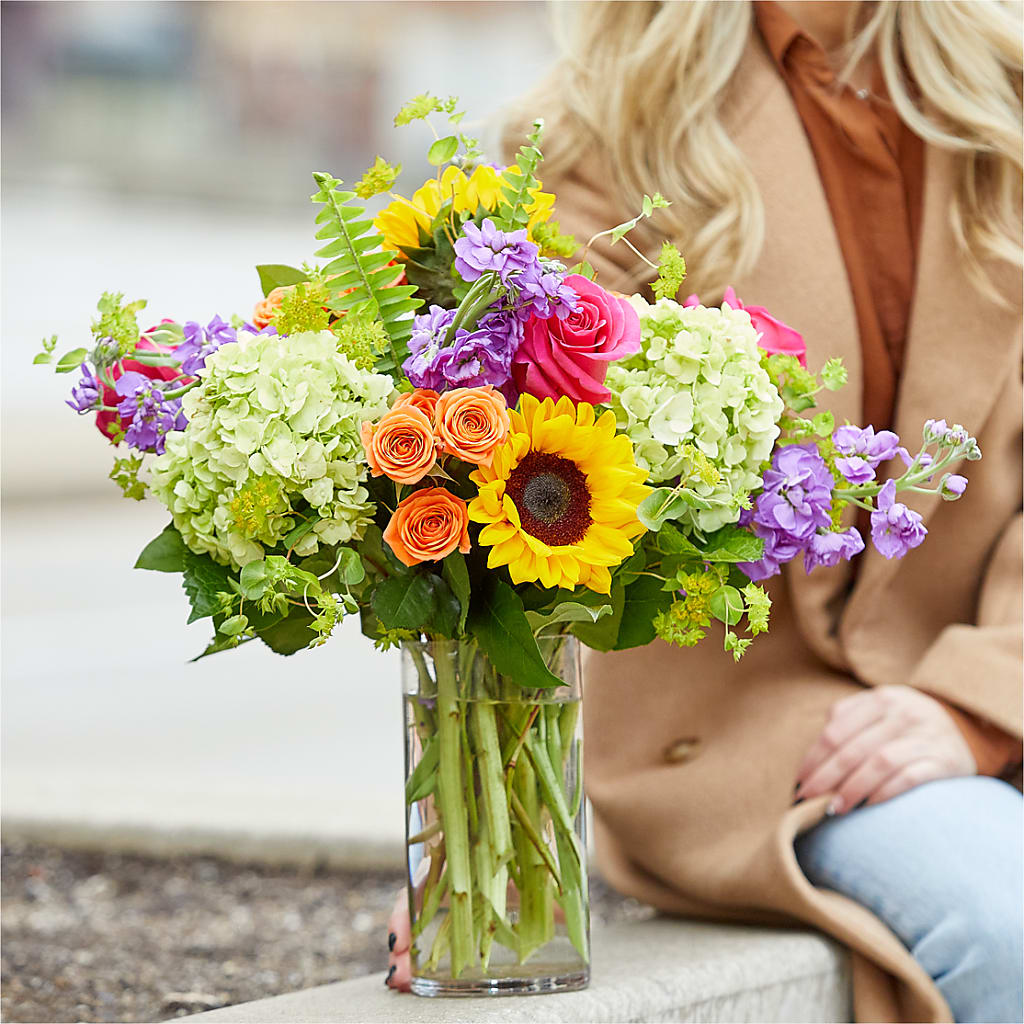Vibrant Greetings Bouquet – MARY'S GIFT SHOP, Watsonville CA