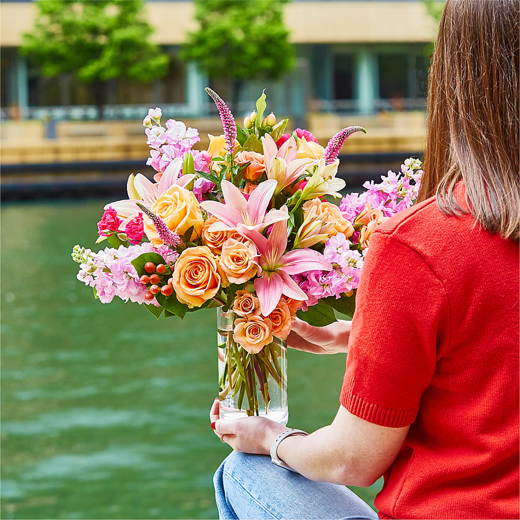 Bisous Bouquet – MARY'S GIFT SHOP, Watsonville CA